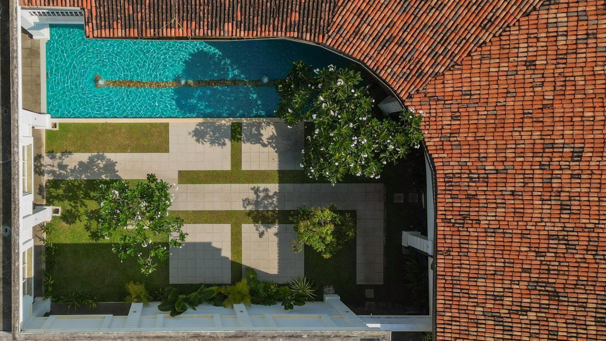 Hibiscus Beach Hotel & Villas Kalutara Exterior photo