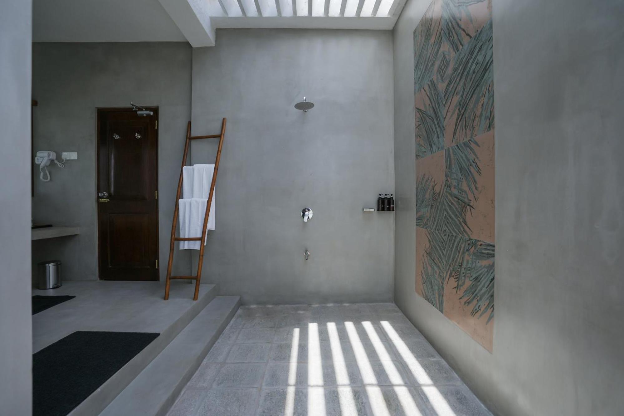 Hibiscus Beach Hotel & Villas Kalutara Exterior photo